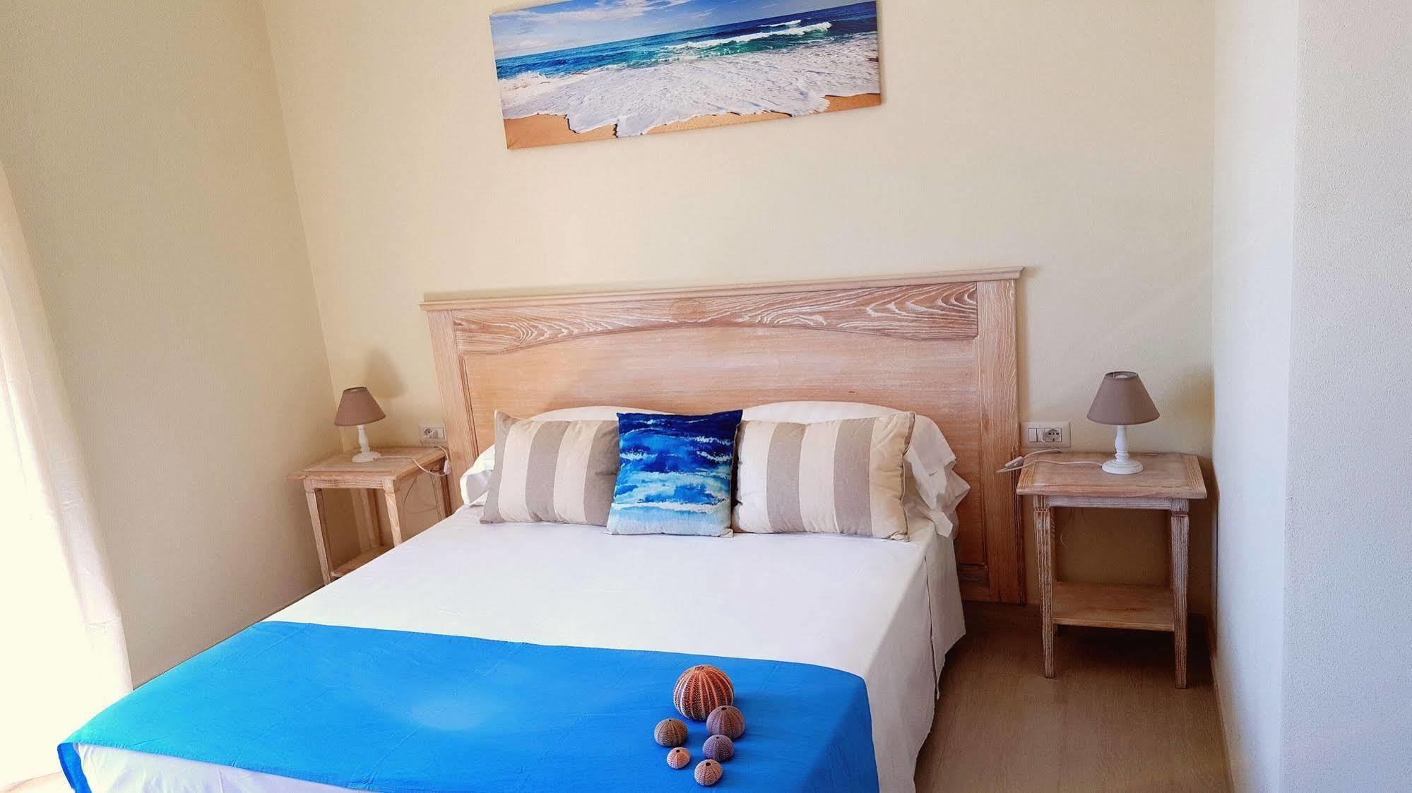 קליארי Brezza Marina Luxury Rooms מראה חיצוני תמונה