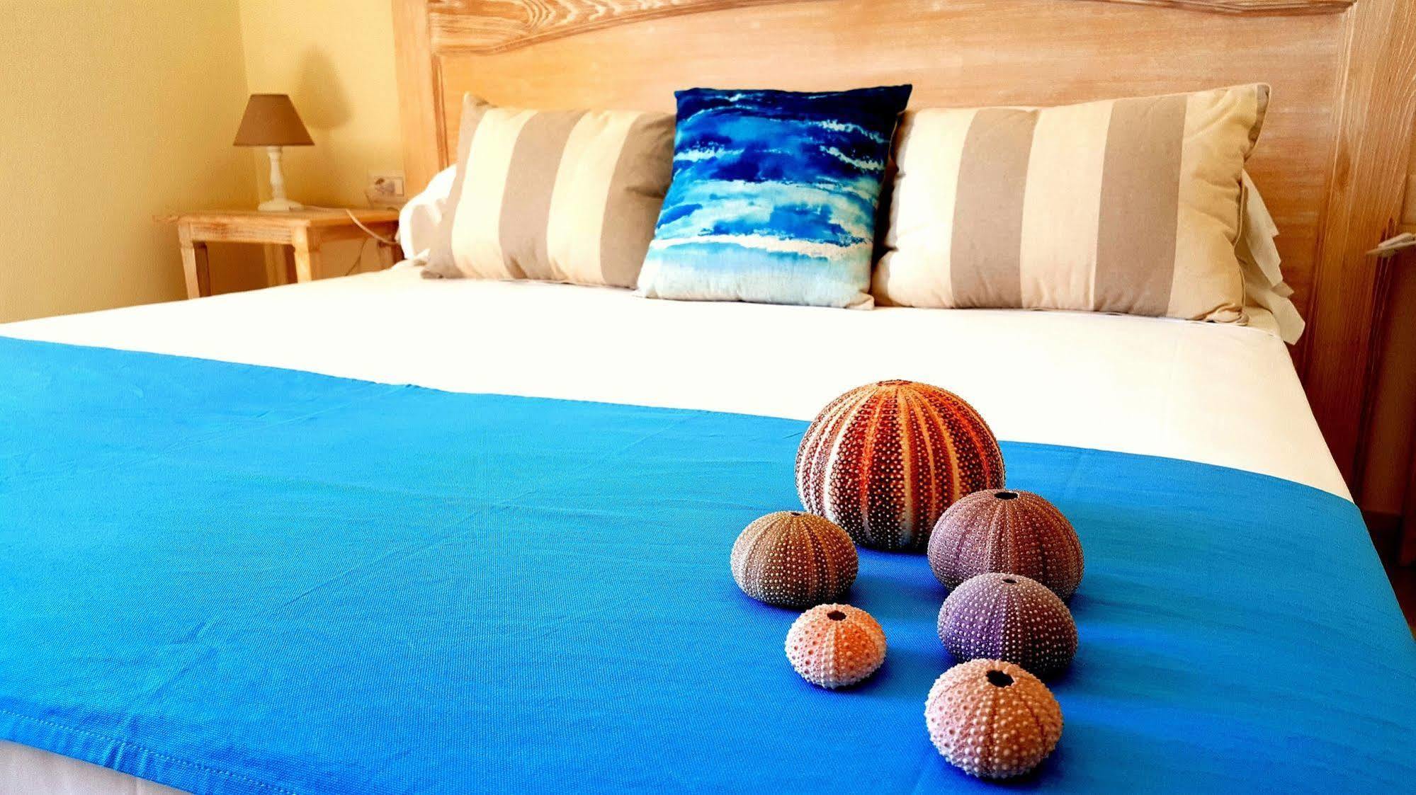 קליארי Brezza Marina Luxury Rooms מראה חיצוני תמונה